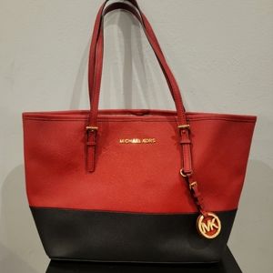 MICHAEL KORS Saffiano Leather Jetset Tote